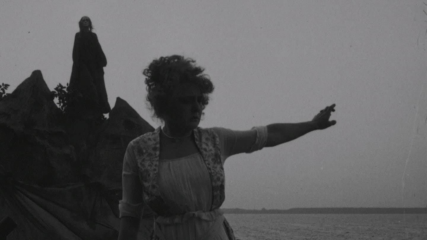 Hilde Warren and Death